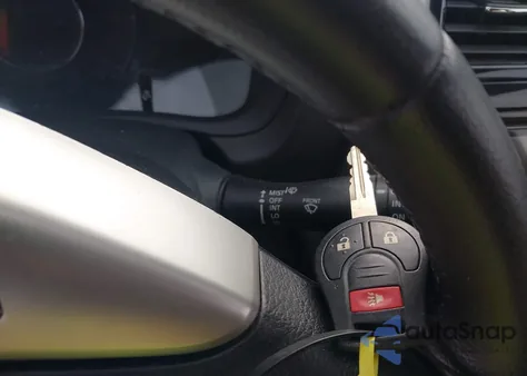 2015 Nissan Versa Note Sv z USA, uszkodzony, nr VIN 3N1CE2CP7FL392637